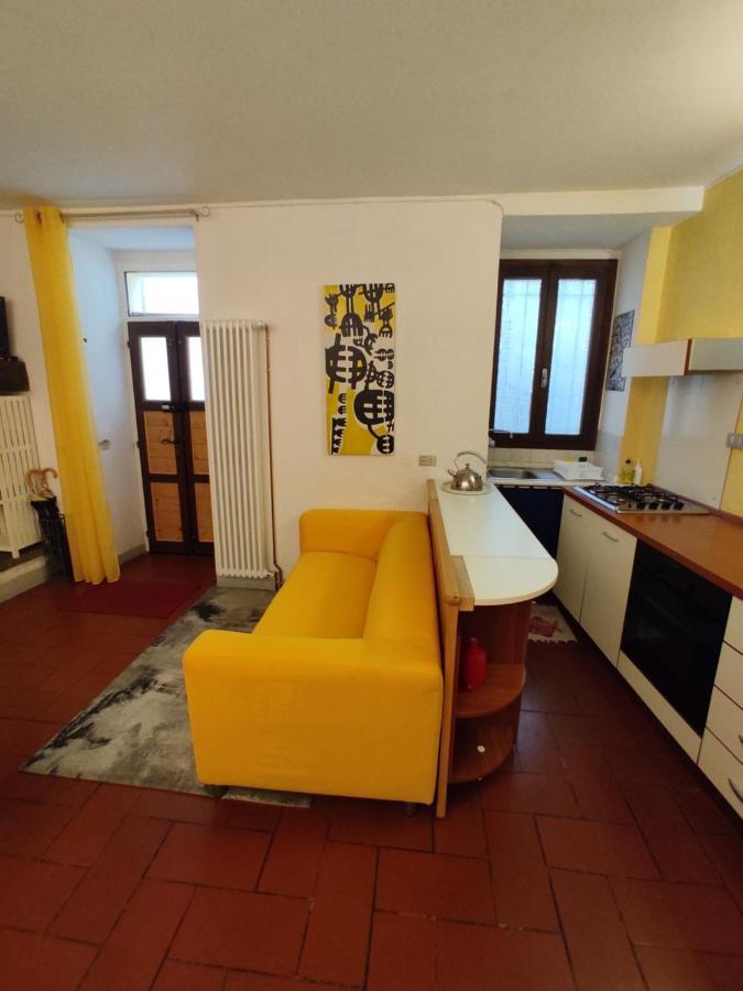 ليرنا La Casa A Chiocciola Between Lake And Mountains المظهر الخارجي الصورة
